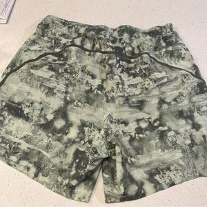 Lulu Lemon Pace Breaker Shorts - XL